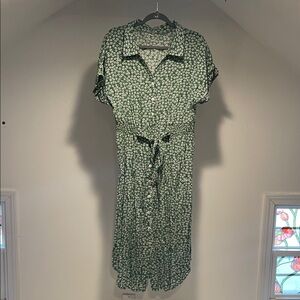 Amazon Essentials Green Floral Midi Dress